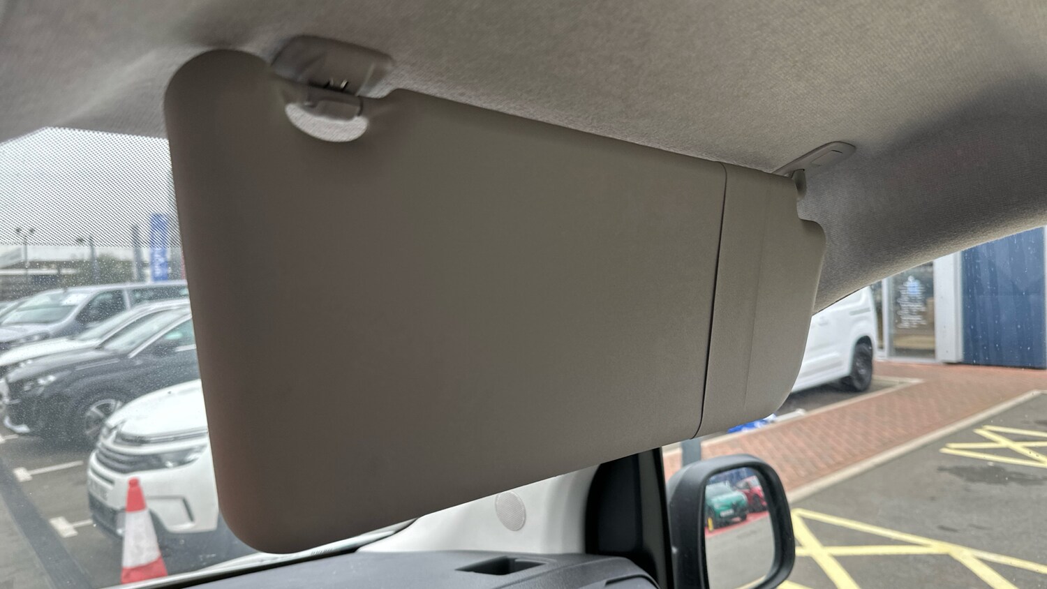 Used Citroen Dispatch 2024 for sale - 76338264: Photo 38