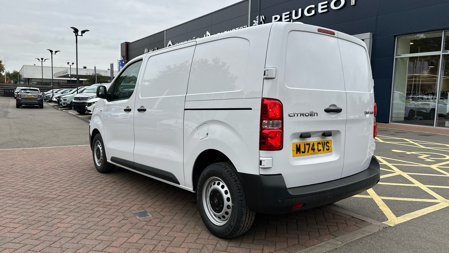 Used Citroen Dispatch 2024 for sale - 76338264: Photo 5