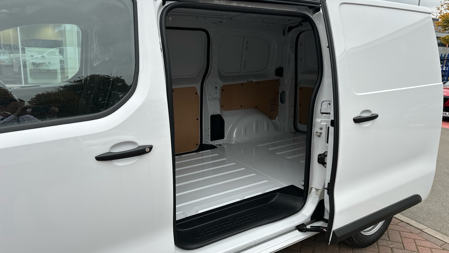 Used Citroen Dispatch 2024 for sale - 76338264: Photo 50