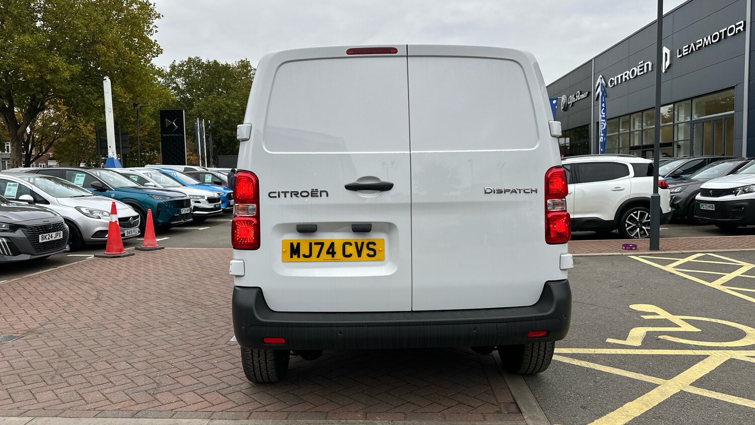 Used Citroen Dispatch 2024 for sale - 76338264: Photo 9