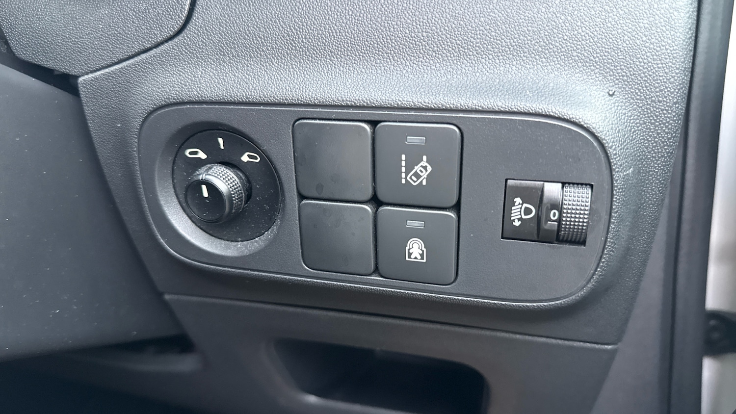 Used Citroen C3 2017 for sale - 77315785: Photo 19