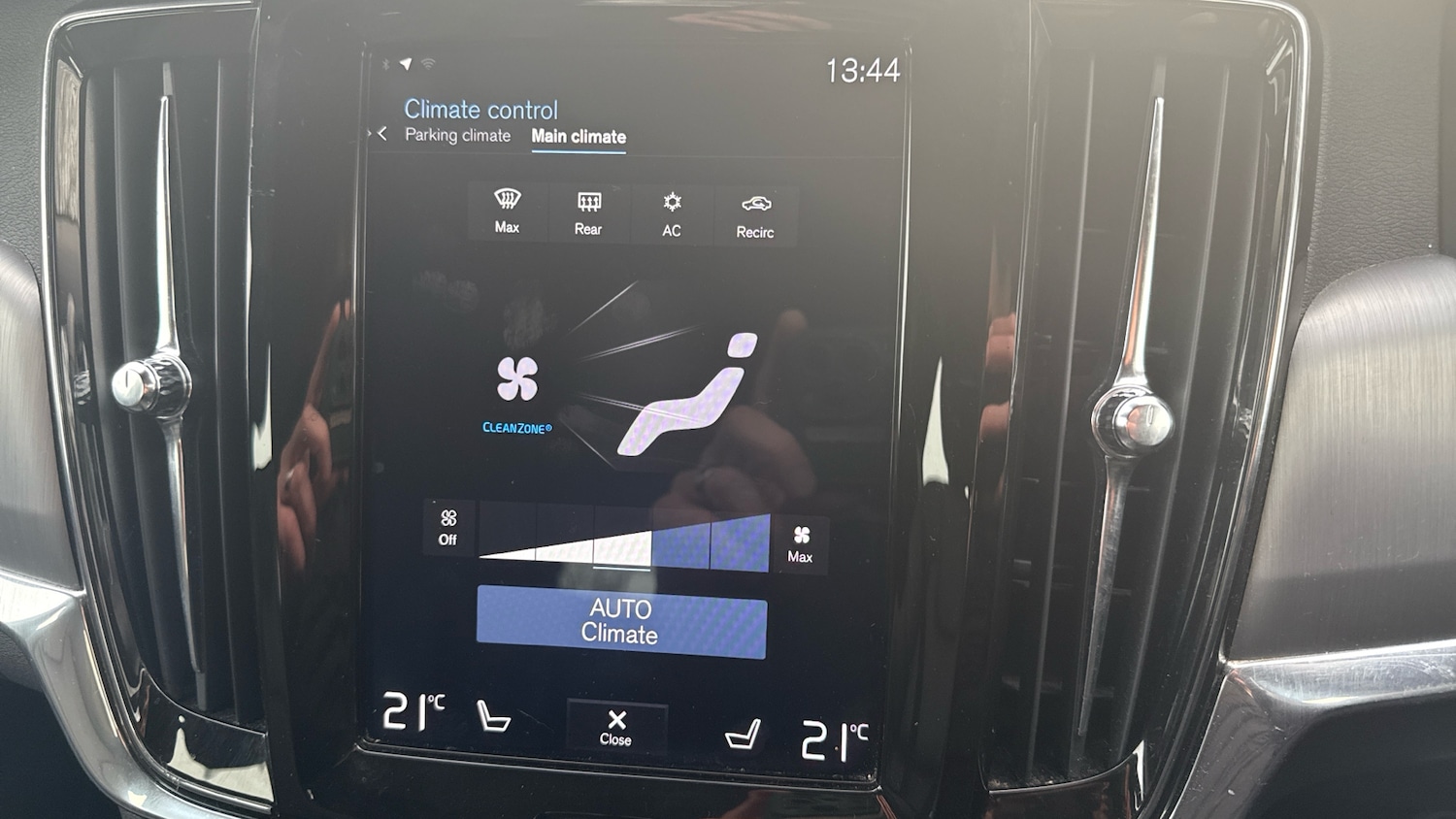 Used Volvo V90 2019 for sale - 77092109: Photo 32