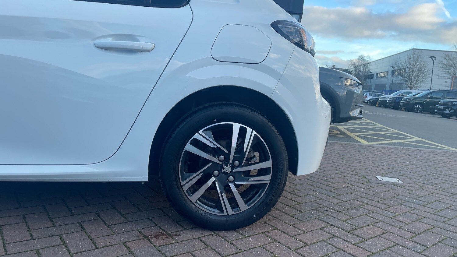 Used Peugeot 208 2021 for sale - 76672223: Photo 16