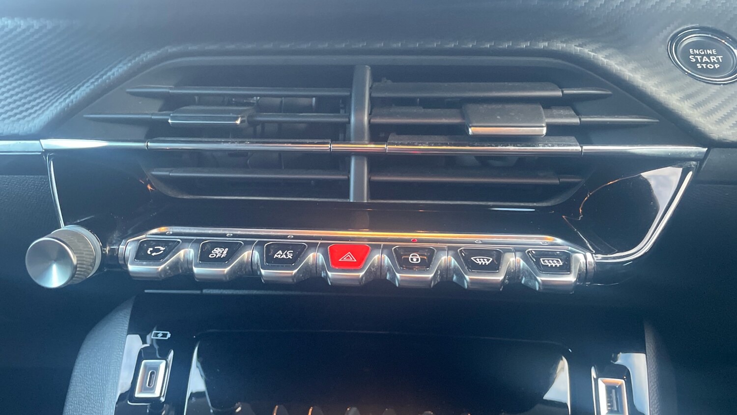 Used Peugeot 208 2021 for sale - 76672223: Photo 35