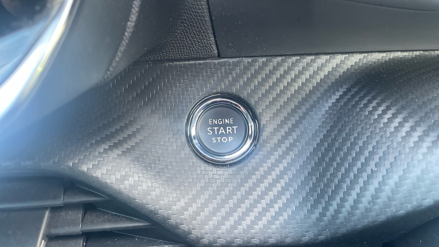 Used Peugeot 208 2021 for sale - 76672223: Photo 40