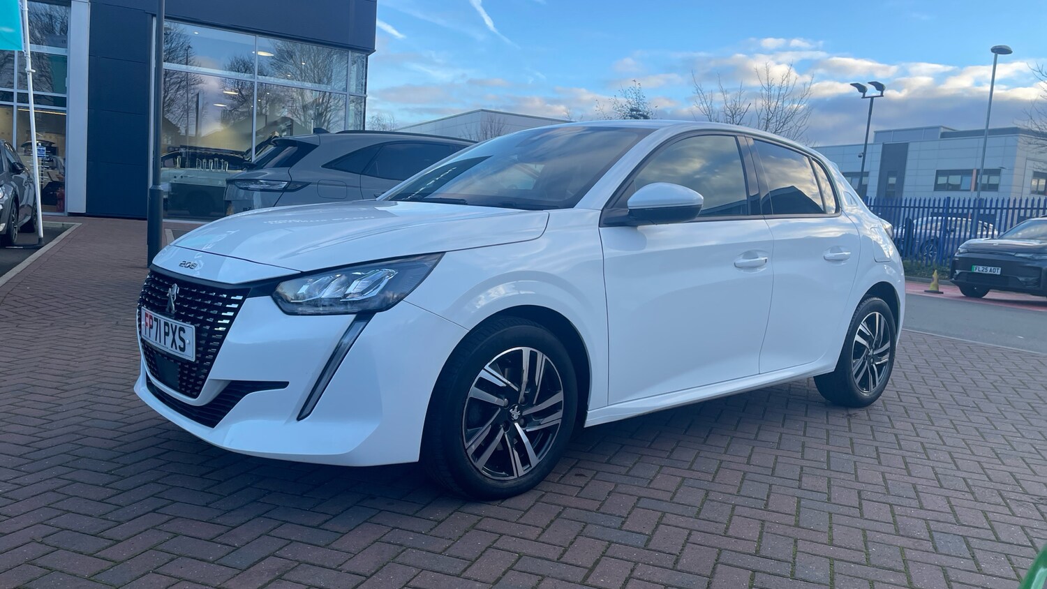 Used Peugeot 208 2021 for sale - 76672223: Photo 8