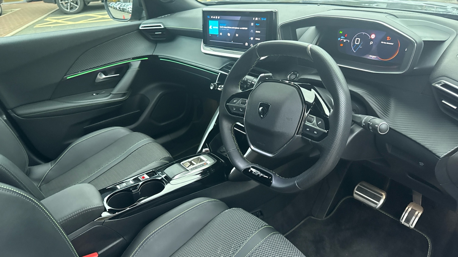 Used Peugeot 2008 2024 for sale - 76285227: Photo 11