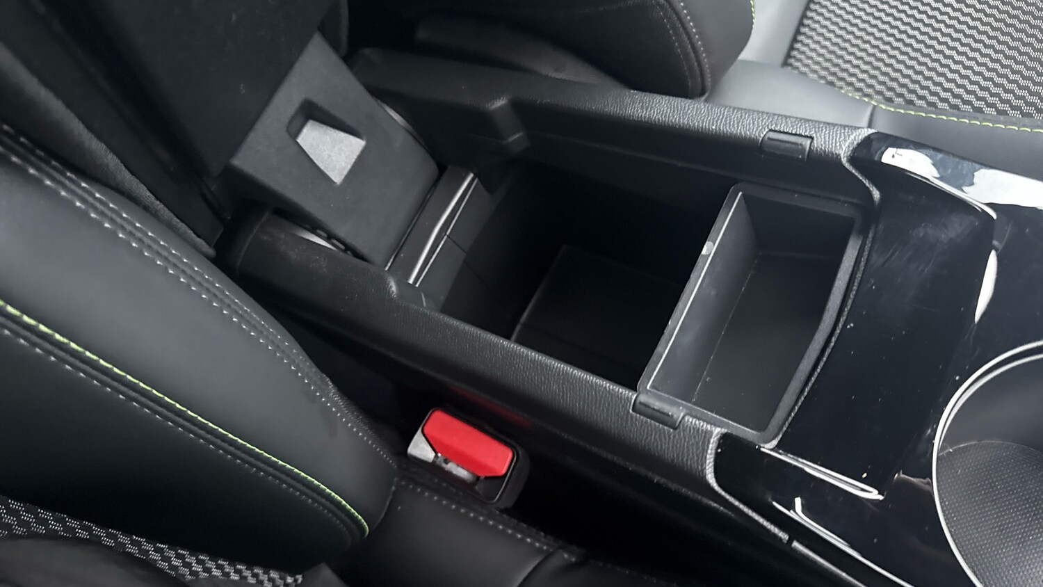 Used Peugeot 2008 2024 for sale - 76285227: Photo 35