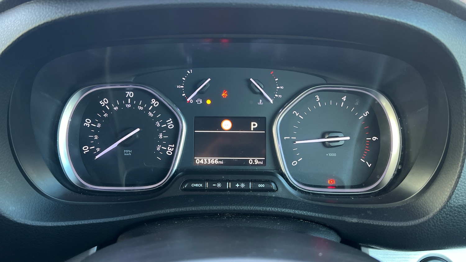 Used Peugeot Traveller 2020 for sale - 77239184: Photo 14