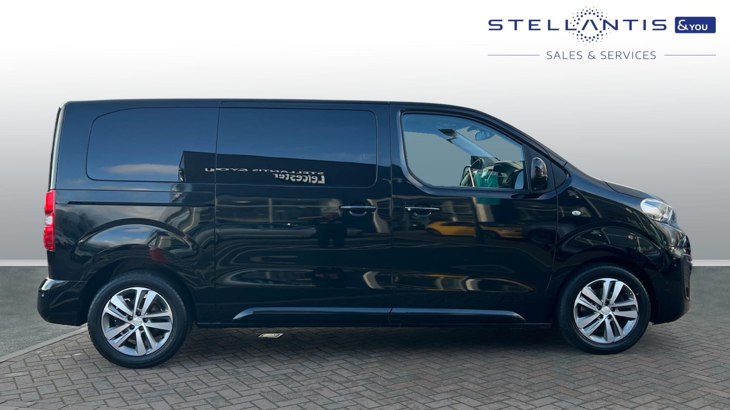 Used Peugeot Traveller 2020 for sale - 77239184: Photo 2