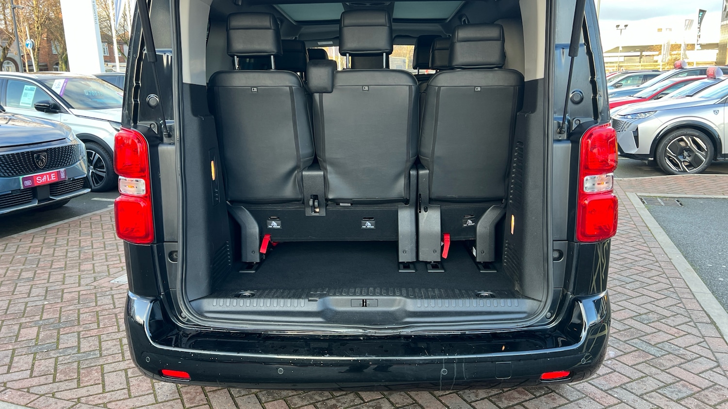 Used Peugeot Traveller 2020 for sale - 77239184: Photo 20