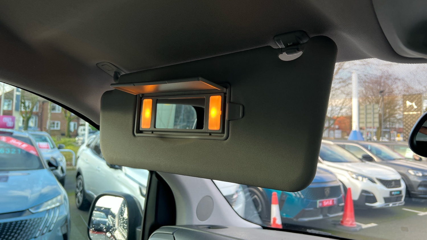 Used Peugeot Traveller 2020 for sale - 77239184: Photo 37