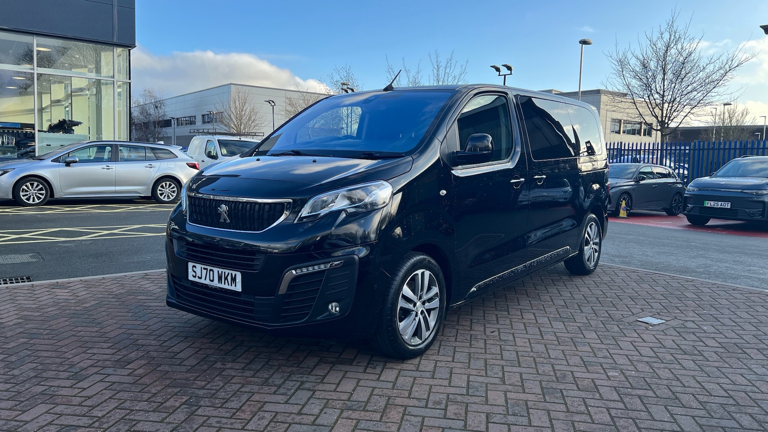 Used Peugeot Traveller 2020 for sale - 77239184: Photo 8