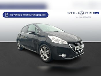 Used Peugeot 208 2013 for sale - 76772598: Photo