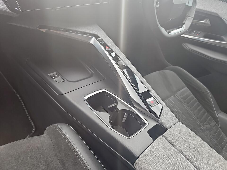 Used Peugeot 3008 2024 for sale - 77599613: Photo 17