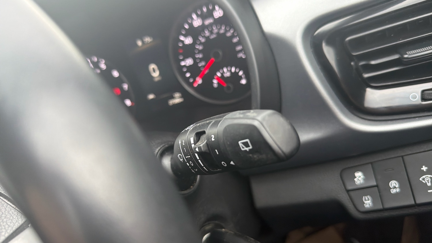 Used Kia Rio 2023 for sale - 77659665: Photo 28