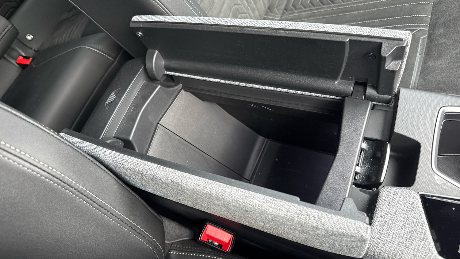 Used Peugeot 3008 2024 for sale - 76061517: Photo 54