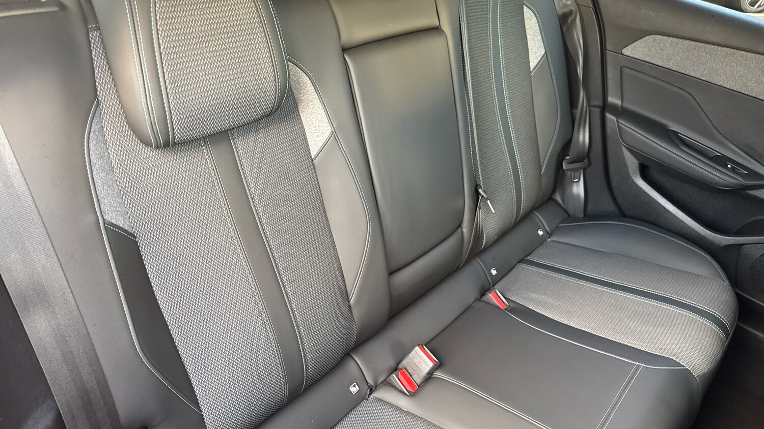 Used Peugeot 308 SW 2022 for sale - 77082313: Photo 39