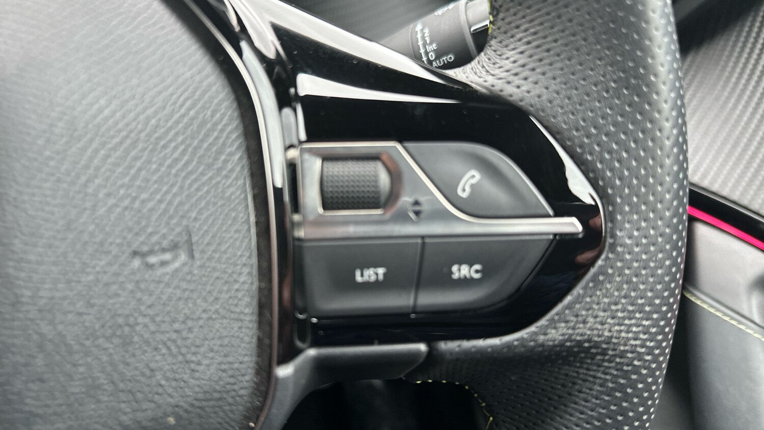 Used Peugeot 2008 2022 for sale - 76043900: Photo 24