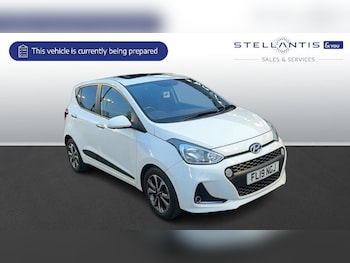 Used Hyundai i10 2019 for sale - 77599582: Photo