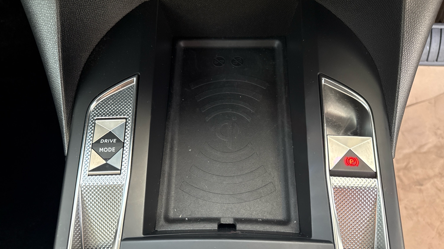 Used DS Automobiles DS 3 Crossback 2021 for sale - 76914384: Photo 21