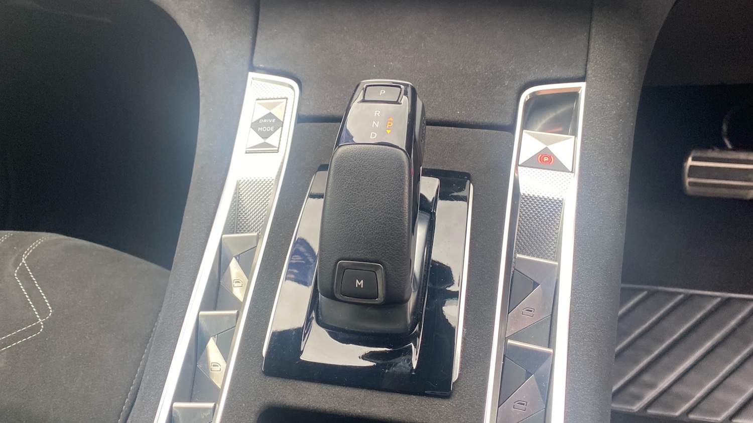 Used DS Automobiles DS 7 2024 for sale - 76486416: Photo 20