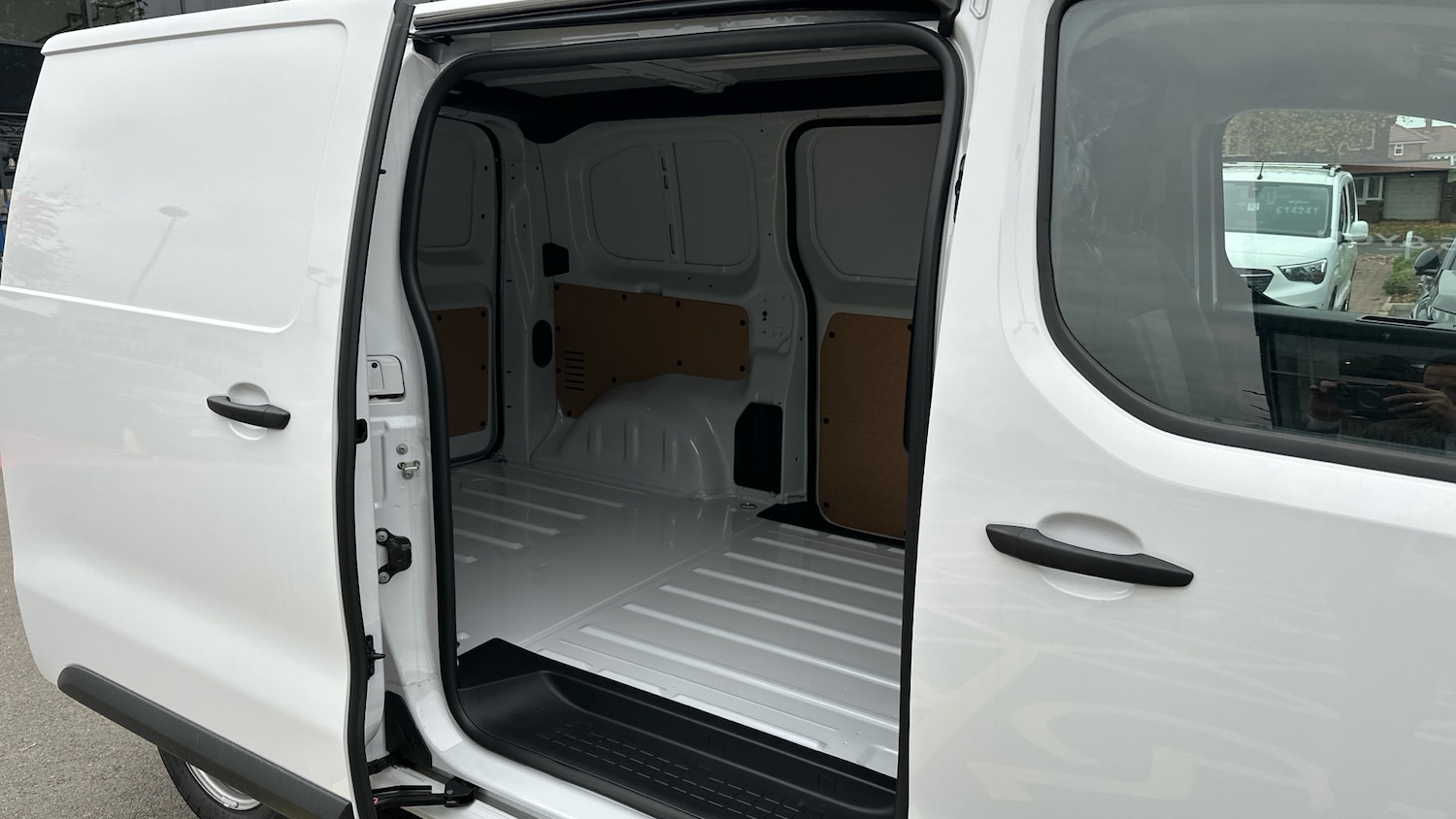 Used Citroen Dispatch 2024 for sale - 76338259: Photo 50