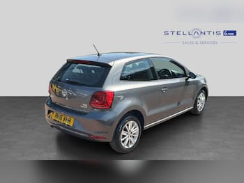 Used Volkswagen Polo 2016 for sale - 79522304: Photo