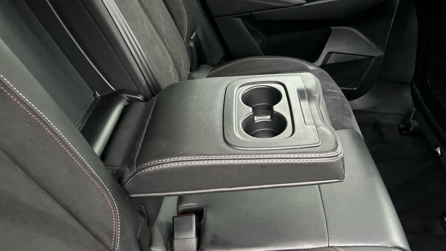 Used DS Automobiles DS 7 Crossback 2021 for sale - 76856195: Photo 31