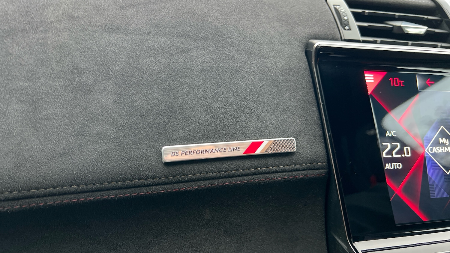 Used DS Automobiles DS 7 Crossback 2021 for sale - 76856195: Photo 46