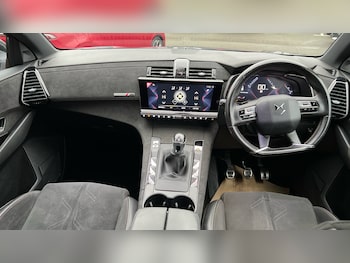 Used DS Automobiles DS 7 Crossback 2021 for sale - 76856195: Photo