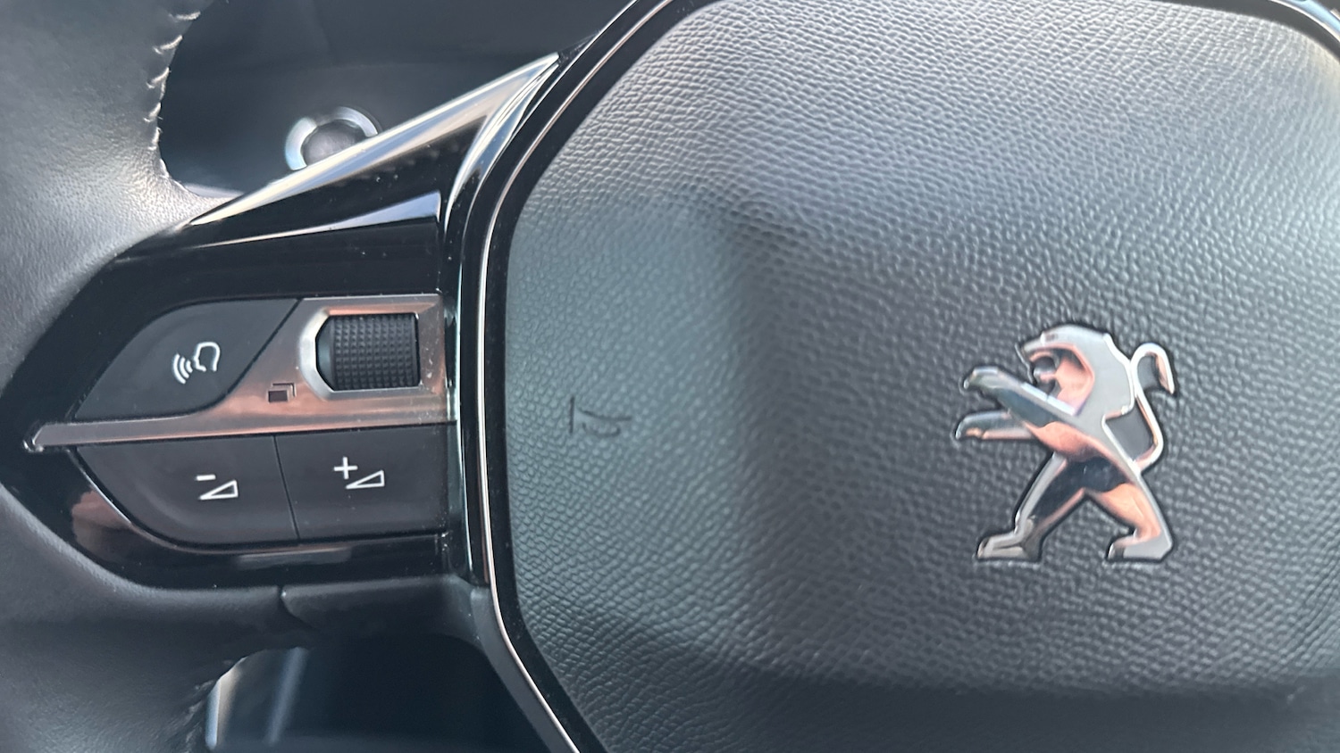 Used Peugeot 208 2023 for sale - 76803280: Photo 23