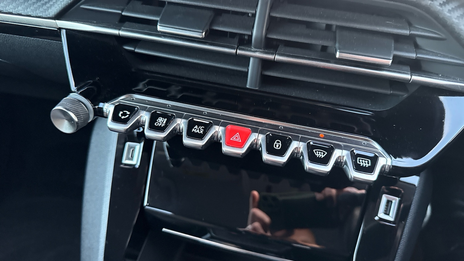 Used Peugeot 208 2023 for sale - 76803280: Photo 27