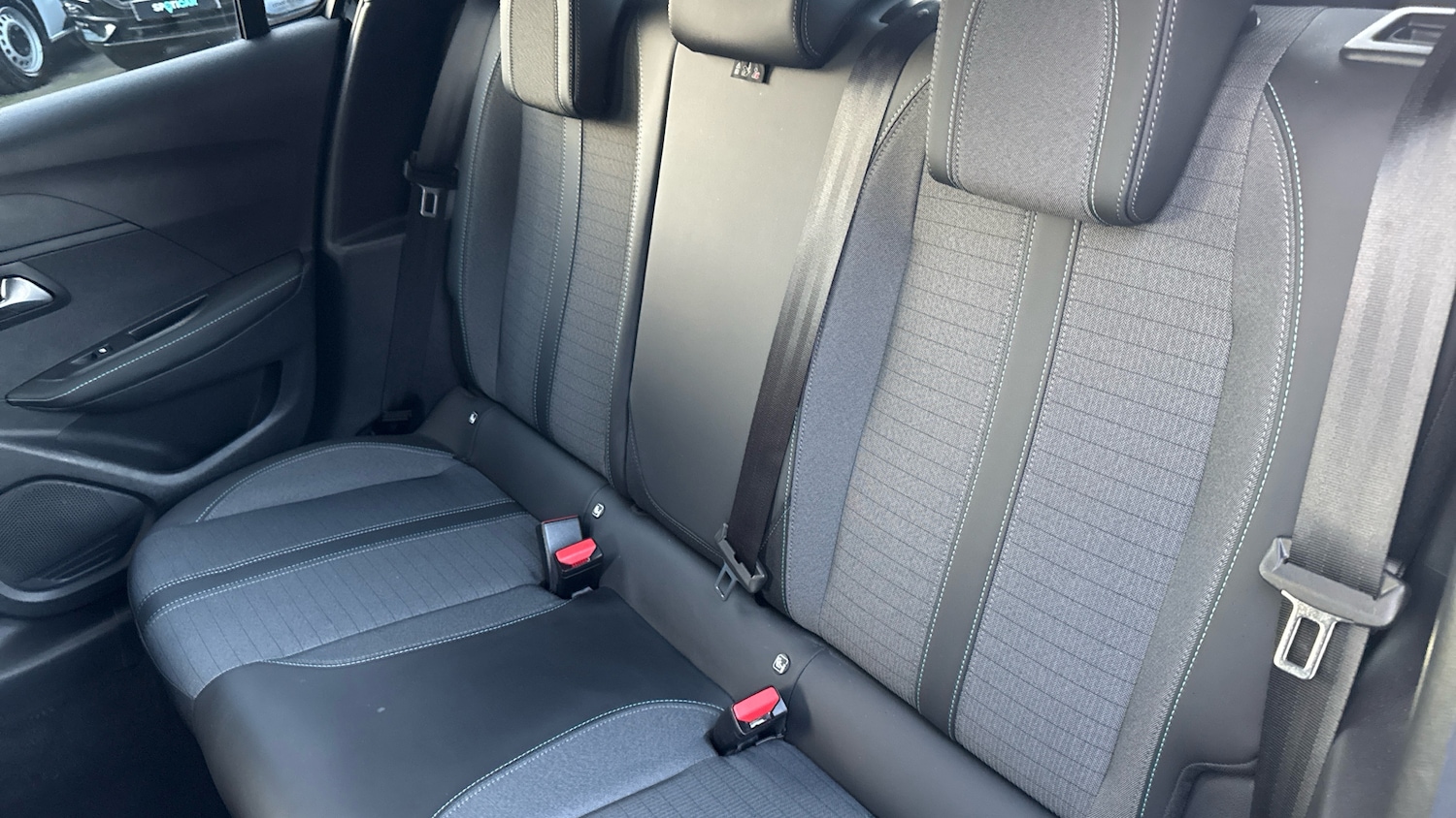 Used Peugeot 208 2023 for sale - 76803280: Photo 41