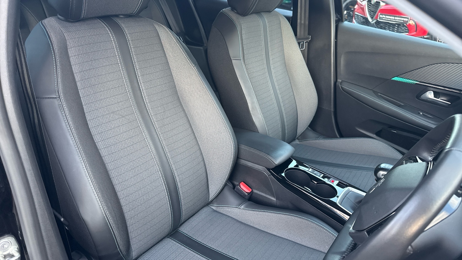 Used Peugeot 208 2023 for sale - 76803280: Photo 42