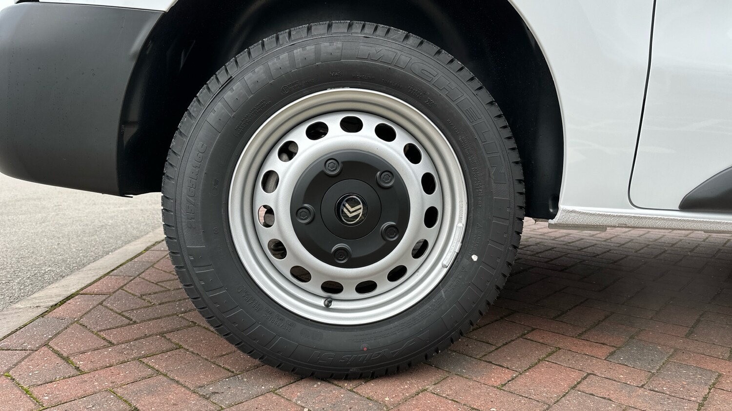 Used Citroen Dispatch 2024 for sale - 76241085: Photo 16