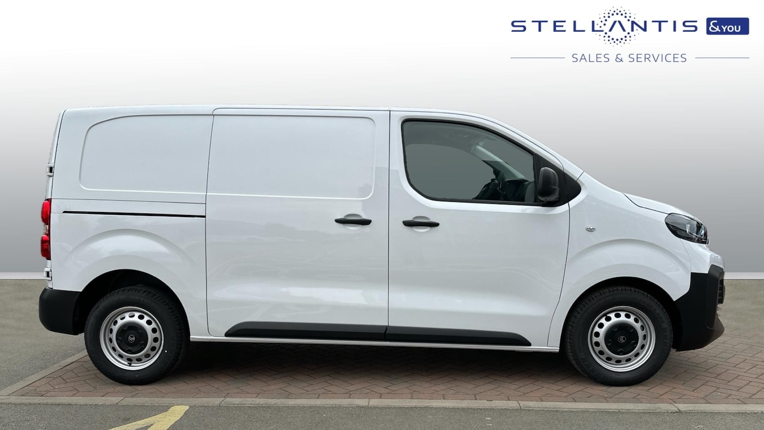 Used Citroen Dispatch 2024 for sale - 76241085: Photo 2