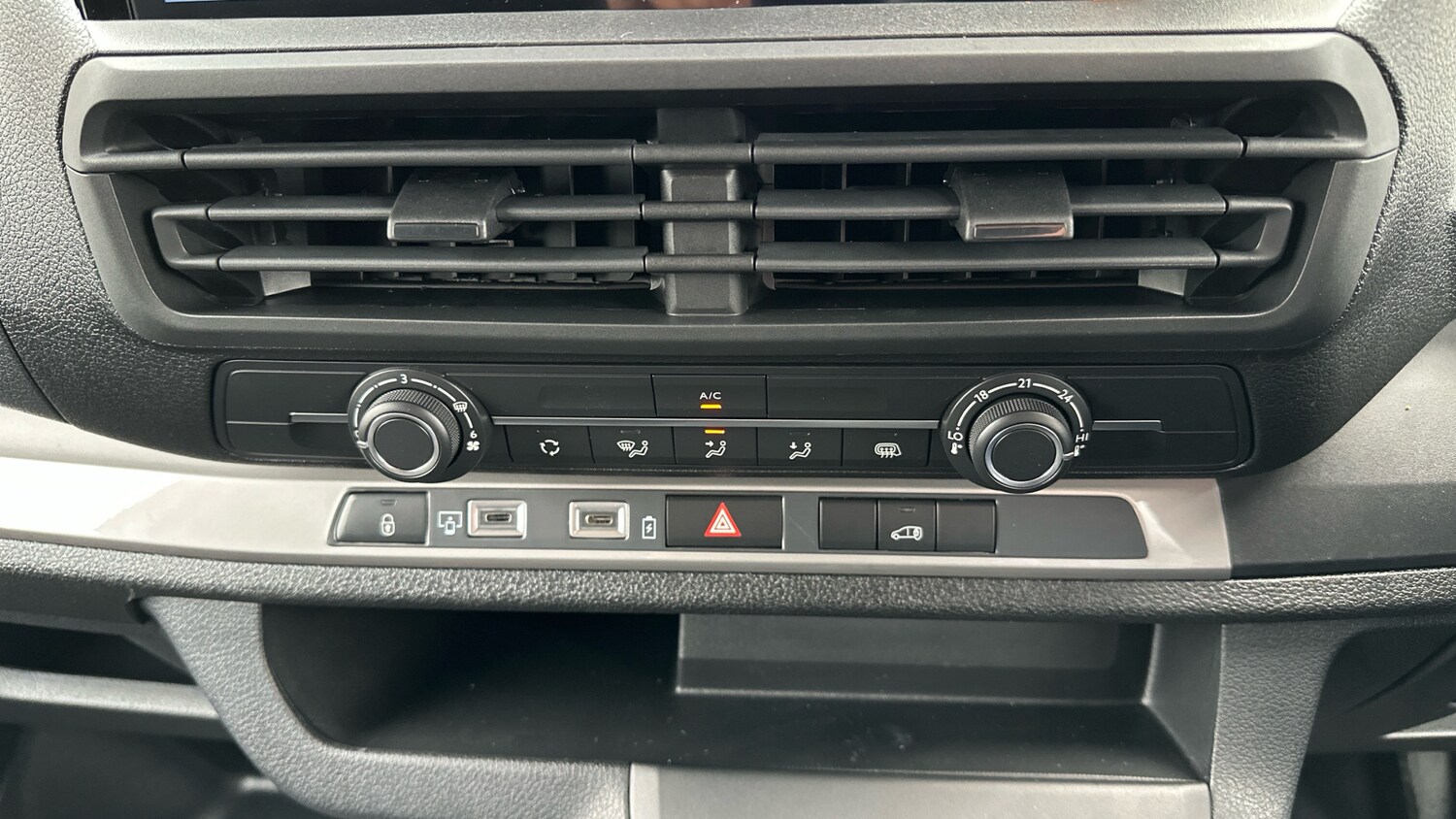 Used Citroen Dispatch 2024 for sale - 76241085: Photo 39