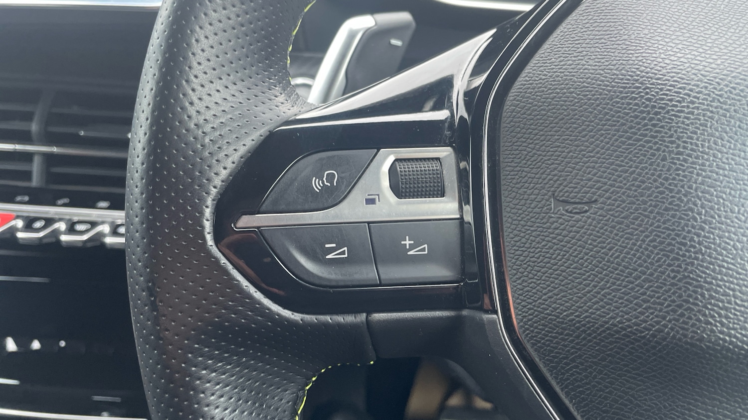 Used Peugeot 208 2021 for sale - 77280481: Photo 24