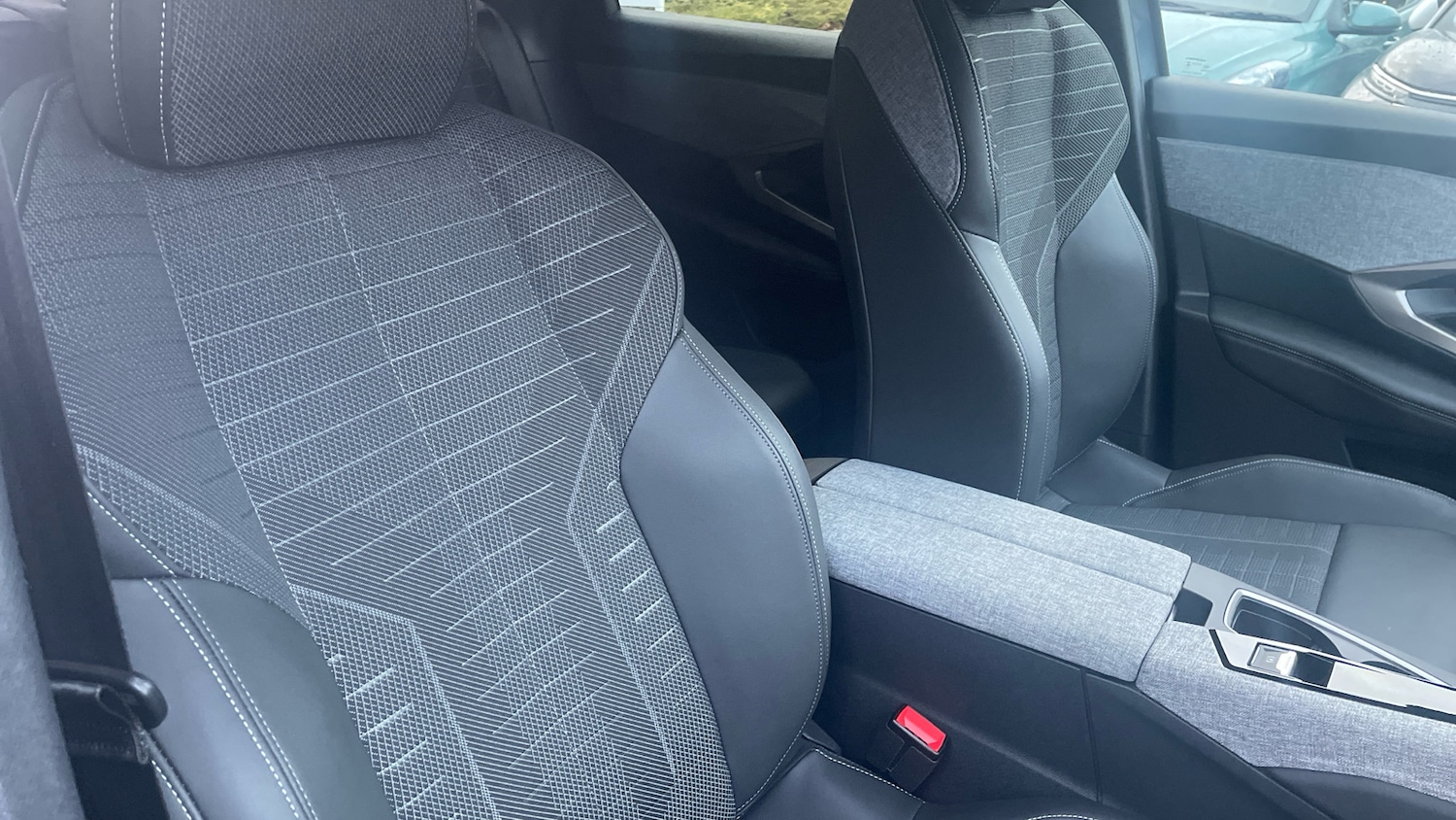 Used Peugeot 3008 2025 for sale - 77030613: Photo 42