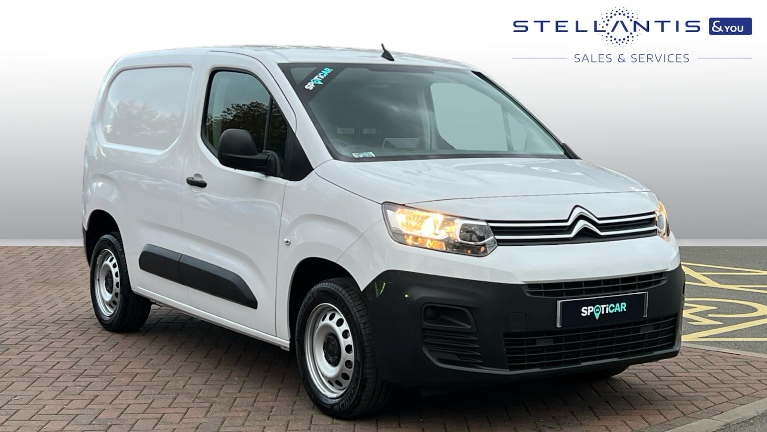 Used Citroen Berlingo 2024 for sale - 76486418: Photo 1