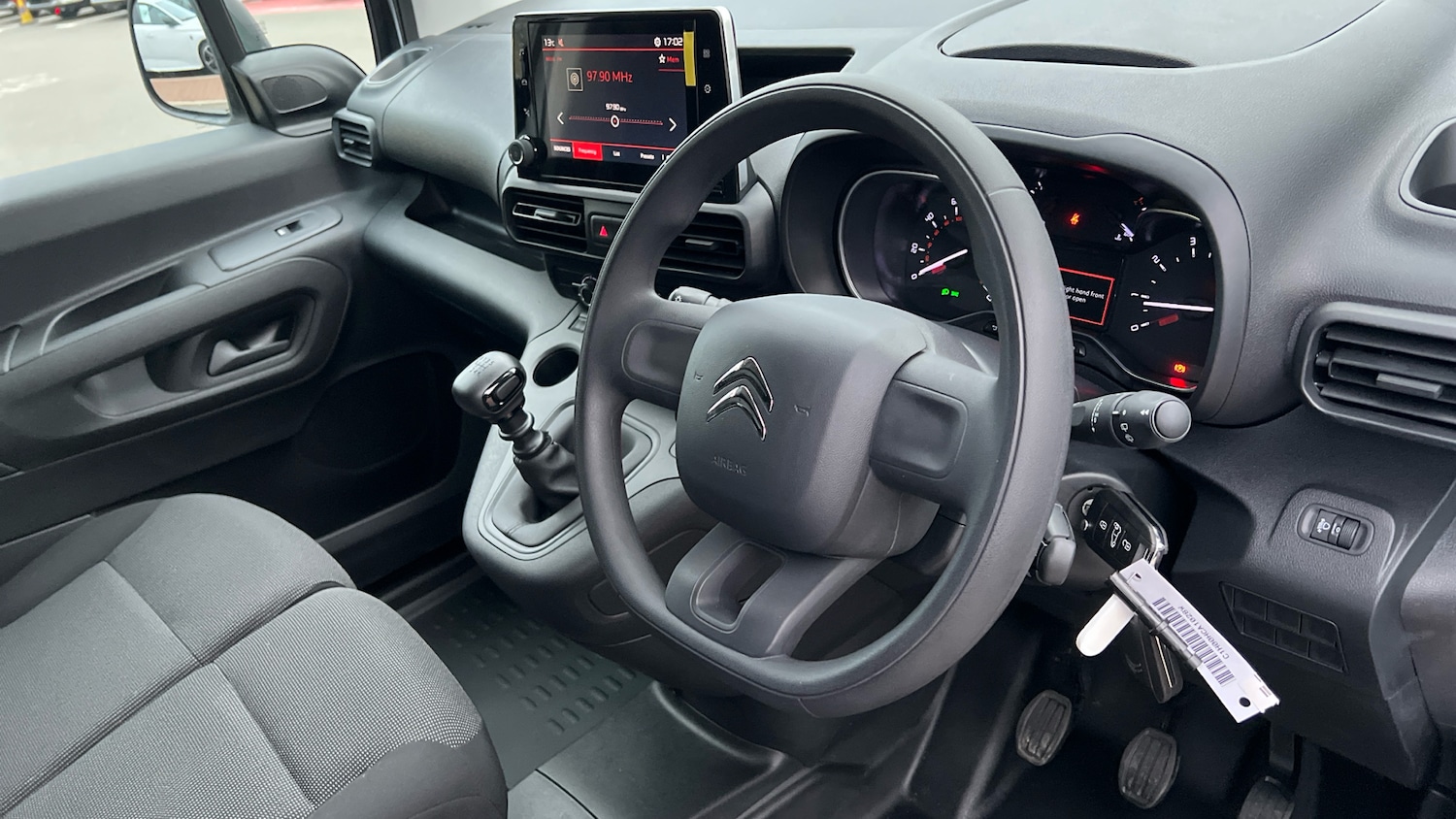 Used Citroen Berlingo 2024 for sale - 76486418: Photo 11