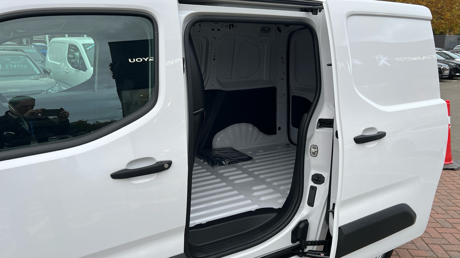 Used Citroen Berlingo 2024 for sale - 76486418: Photo 49