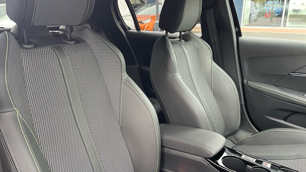 Used Peugeot 208 2025 for sale - 76202098: Photo 42