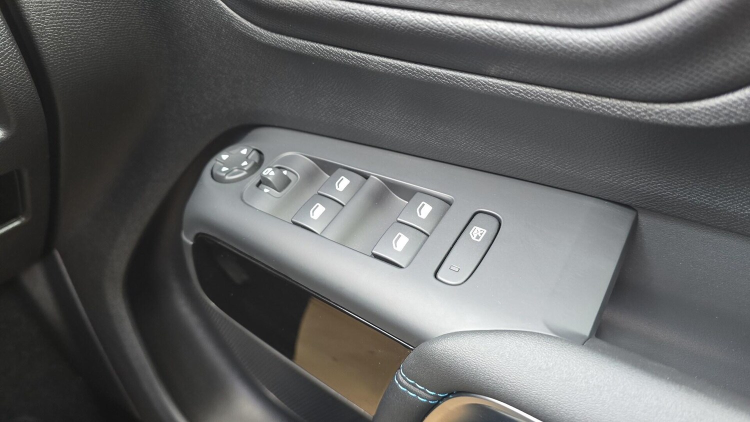 Used Citroen C5 Aircross 2025 for sale - 78136813: Photo 34