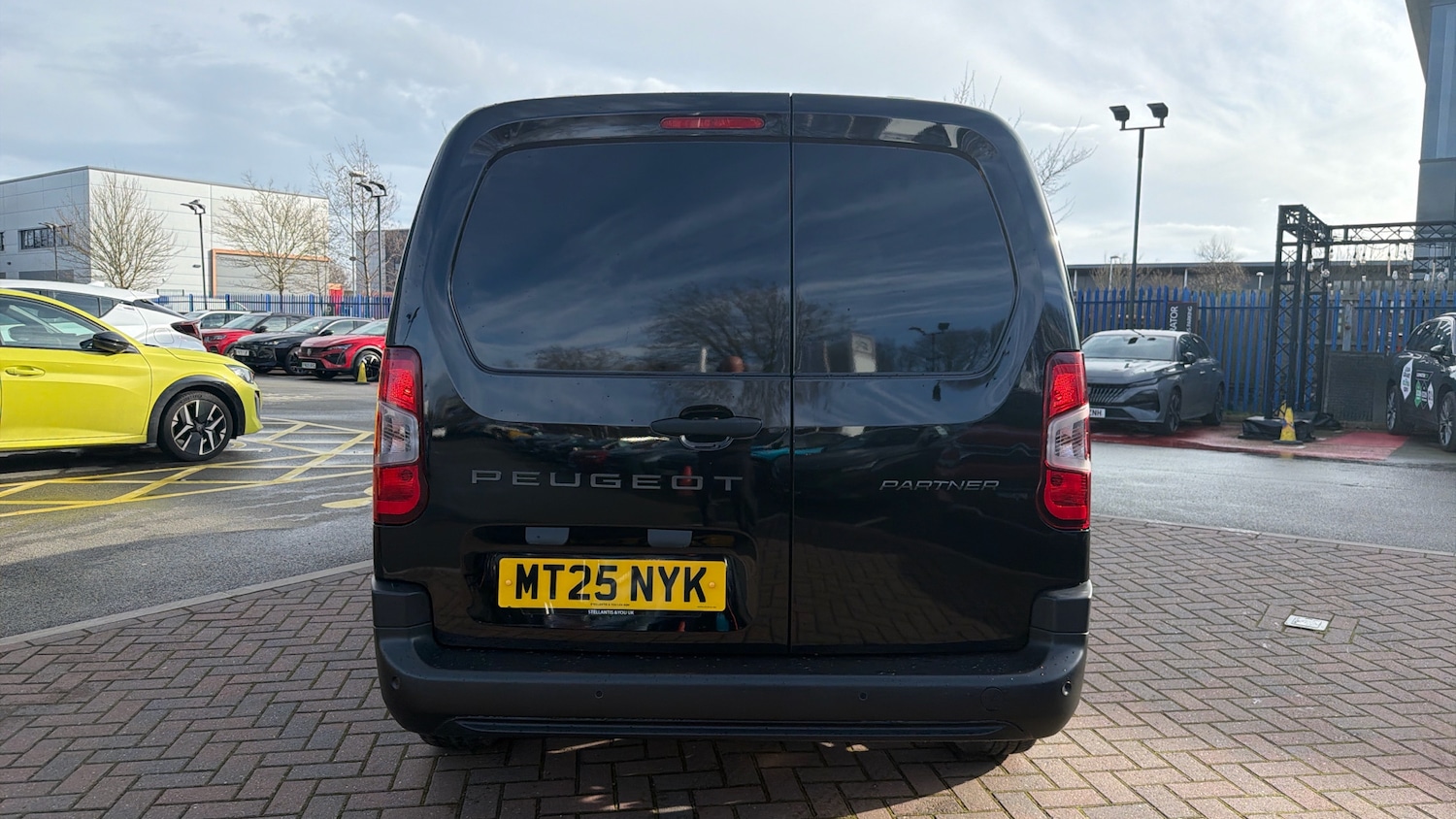 Used Peugeot Partner 2025 for sale - 77893521: Photo 9