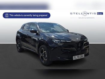 Used Alfa Romeo Junior 2025 for sale - 78959541: Photo