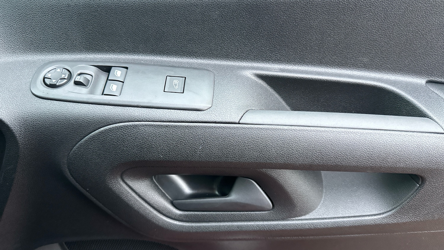 Used Citroen Berlingo 2024 for sale - 76787644: Photo 22