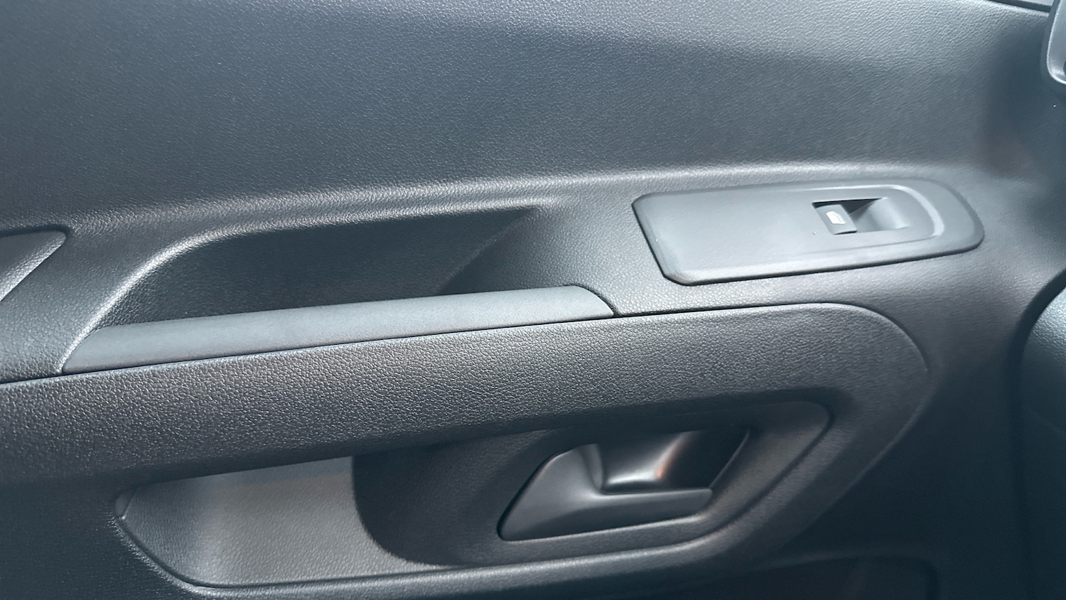 Used Citroen Berlingo 2024 for sale - 76787644: Photo 41