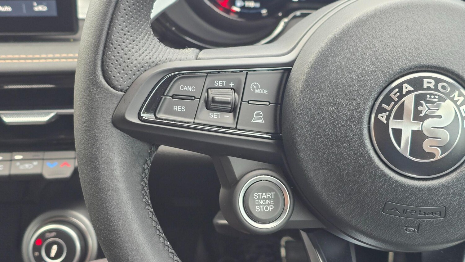 Used Alfa Romeo Tonale 2025 for sale - 76086015: Photo 16